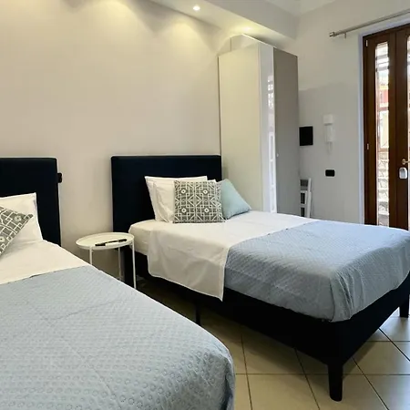 Oda ve Kahvaltı Agora Nocera Centro 3*
