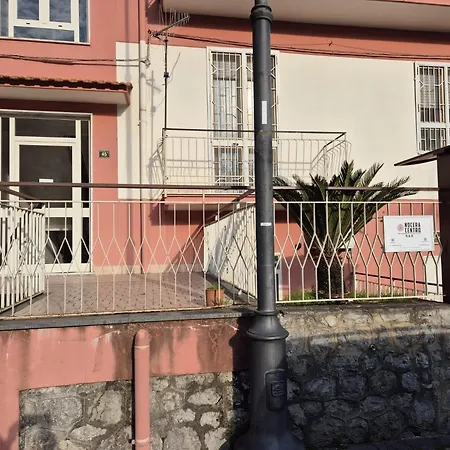 Agora Nocera Centro Oda ve Kahvaltı 3*